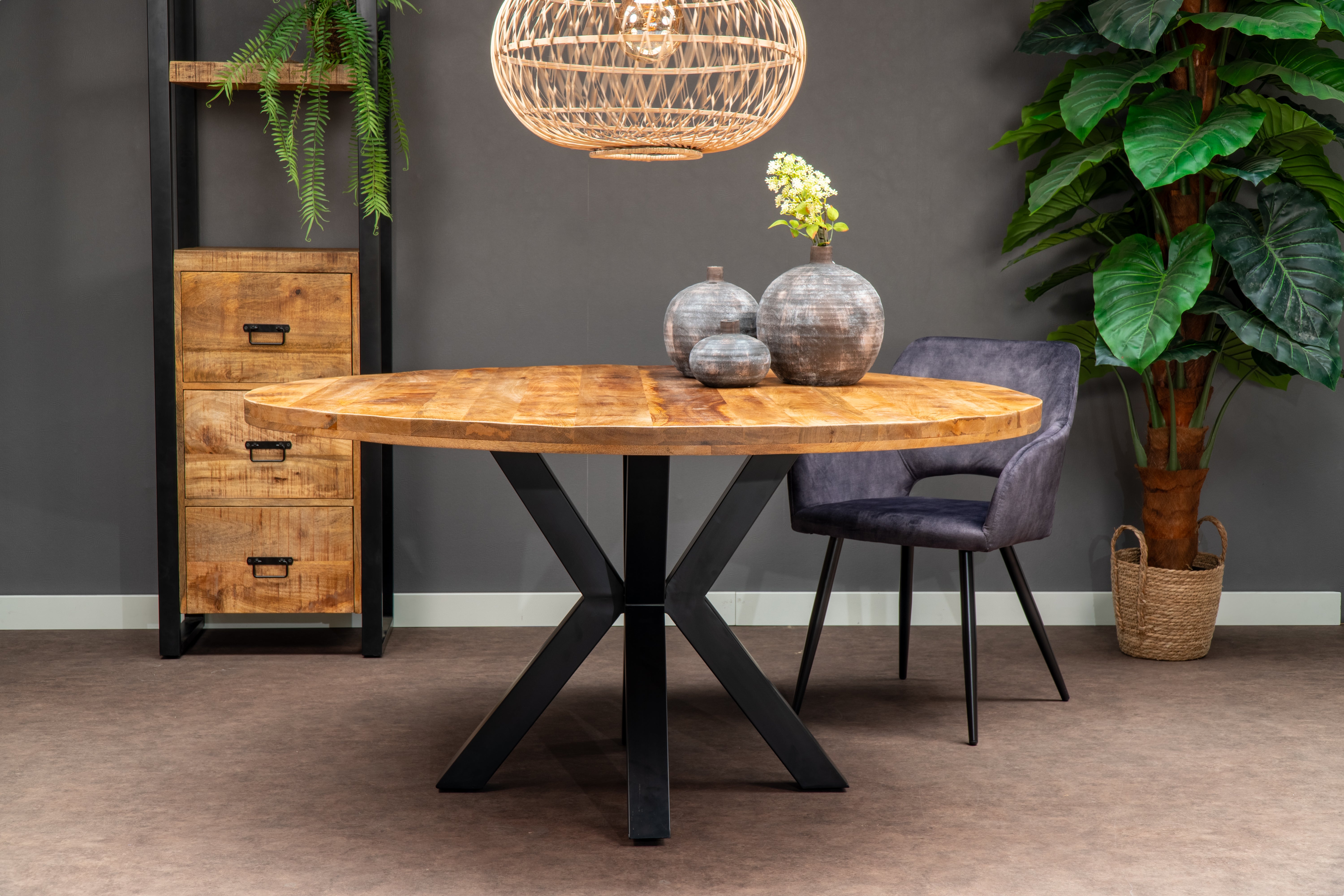 Ronde eettafel mangohout 